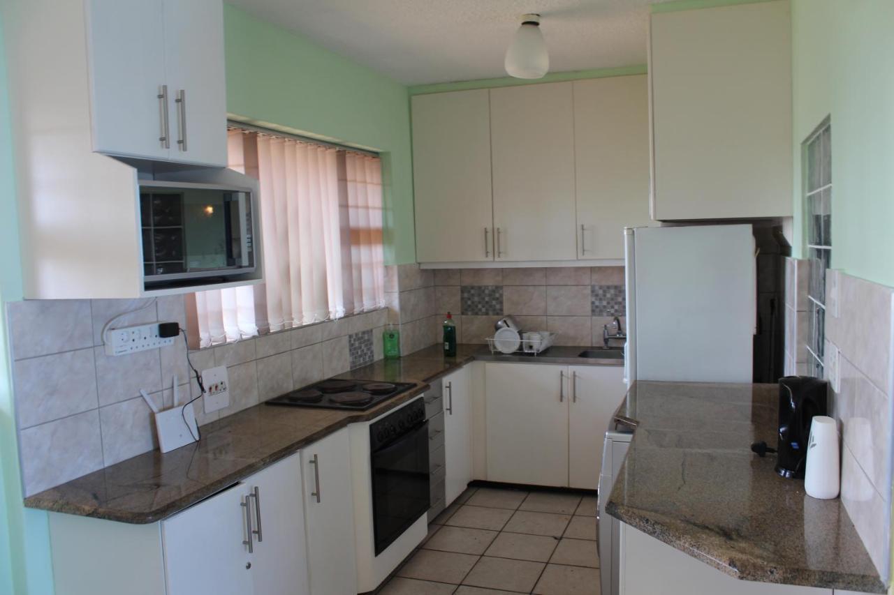 Stella Maris 144 Lägenhet Amanzimtoti Exteriör bild